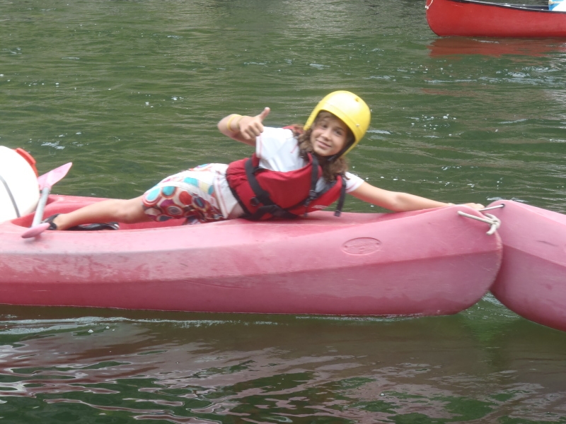 Village Camps International Summer Camp Ard&egrave;che, France 2019-07-26 https://www.villagecamps.com/journals_admin/images/76-35-Alex L holding on.jpg